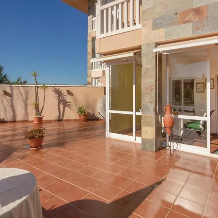 Apartment 2 Bedroom Beautiful In *